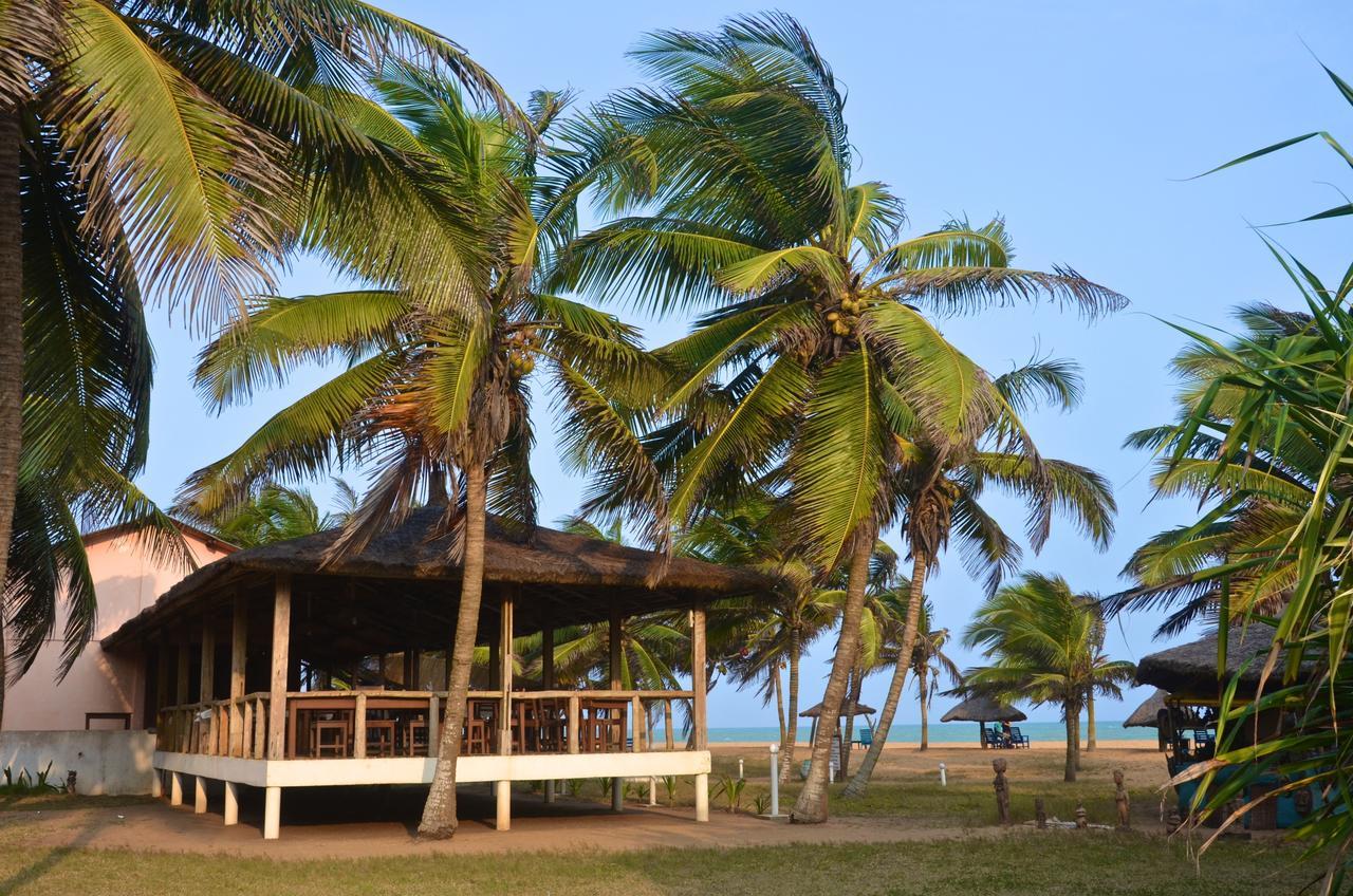 Auberge De Grand Popo Luaran gambar