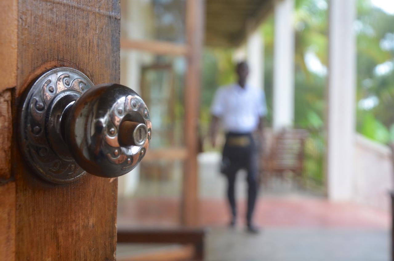 Auberge De Grand Popo Luaran gambar