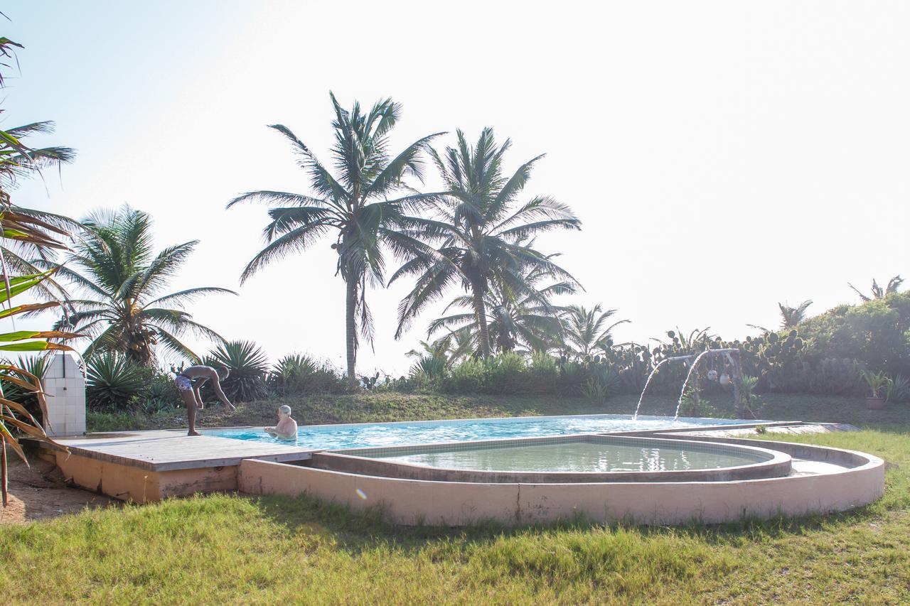 Auberge De Grand Popo Luaran gambar