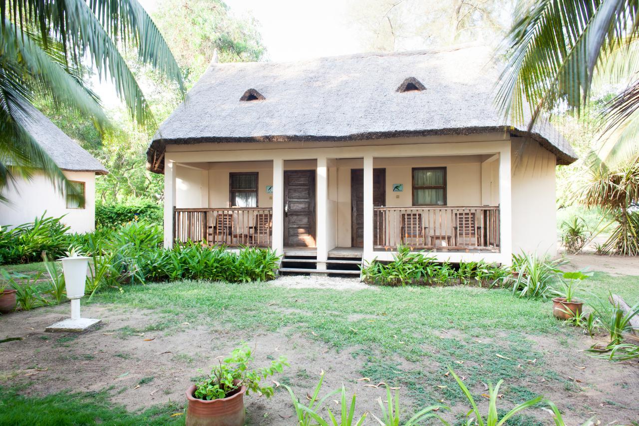 Auberge De Grand Popo Luaran gambar