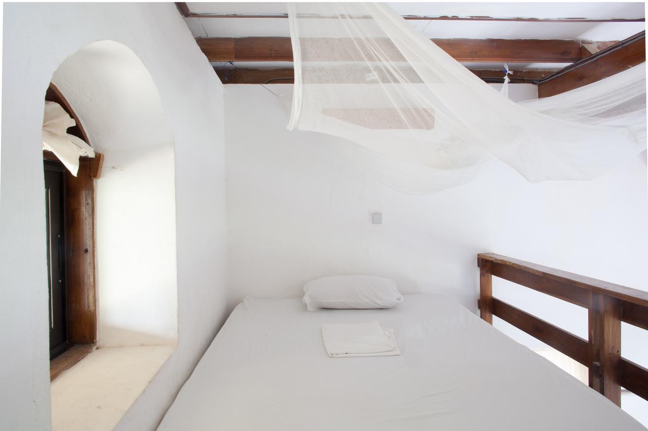 Auberge De Grand Popo Luaran gambar